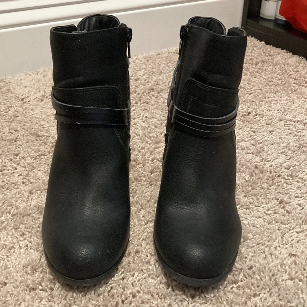 Booties - Picture 3 of 6